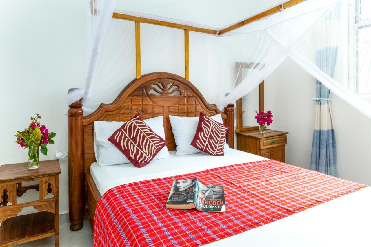 Uroa Beach Lodge 外观 照片