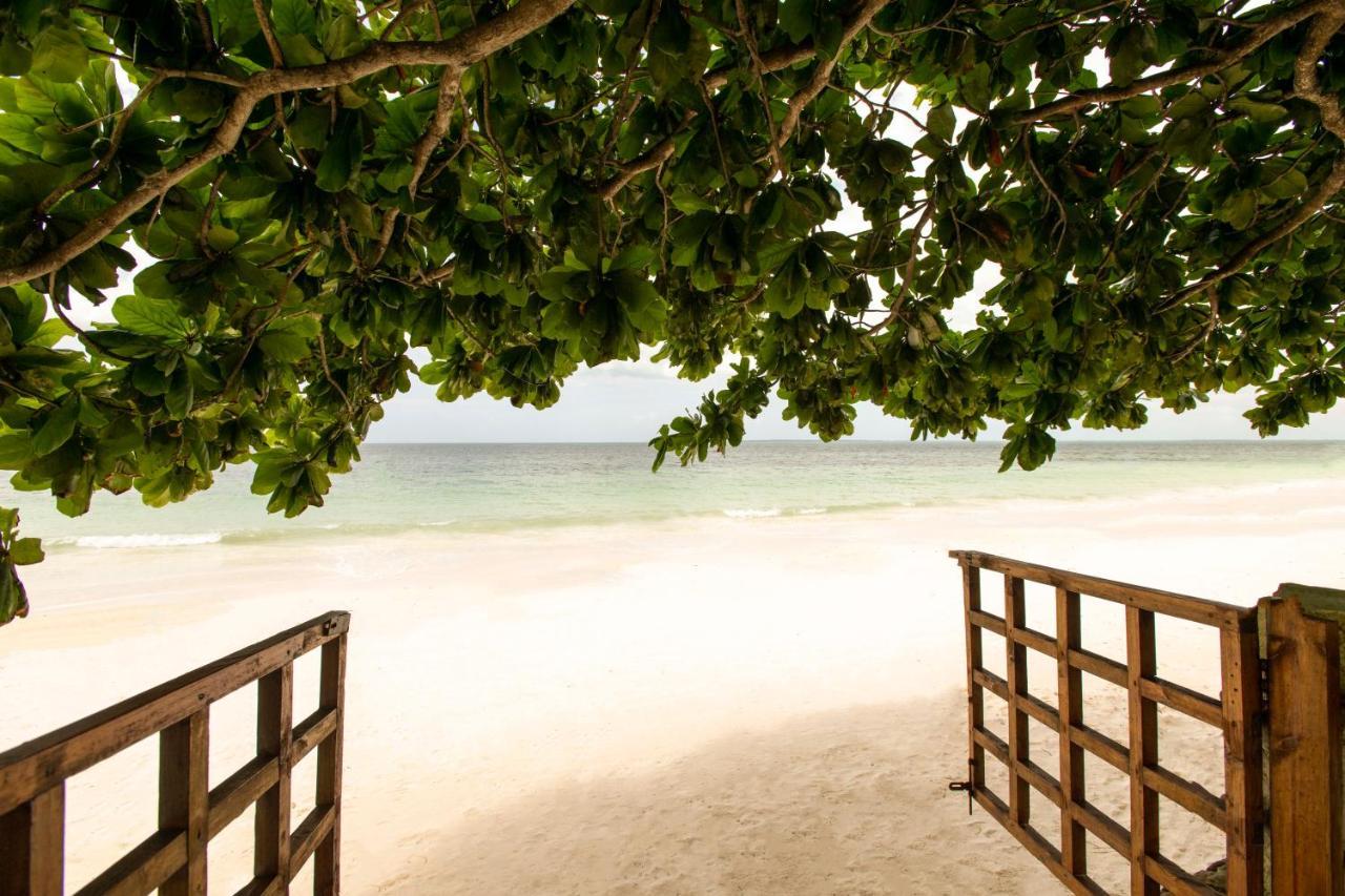 Uroa Beach Lodge 外观 照片