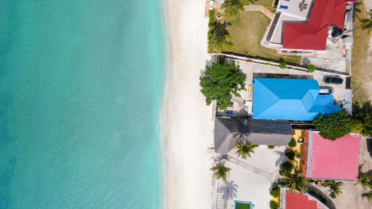 Uroa Beach Lodge 外观 照片