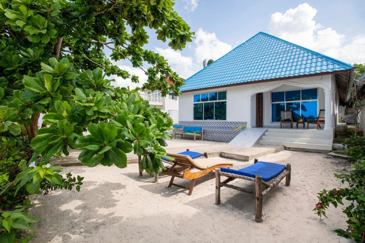 Uroa Beach Lodge 外观 照片
