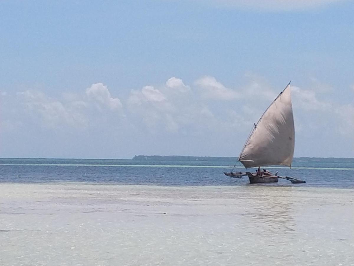 Uroa Beach Lodge 外观 照片